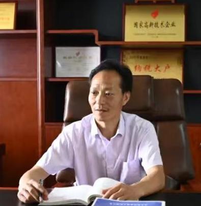 1-1. 董事长-CEO.jpg